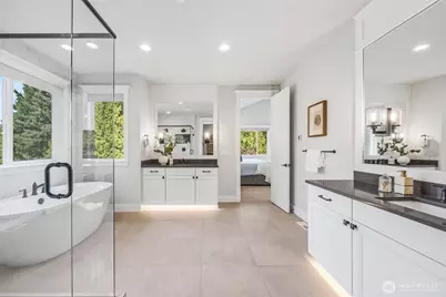 5207 Isola Place NW, Issaquah, WA 98027 - Photo 23