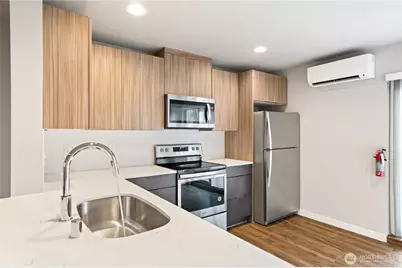 4910 S Willow Street #B, Seattle, WA 98118 - Photo 11