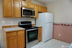 1101 10th St, Snohomish, WA 98290 - Photo 5