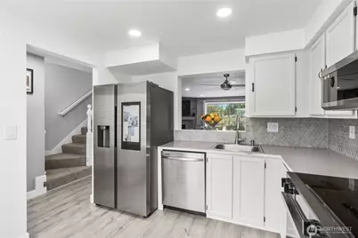 5736 S 238th Court #E4, Kent, WA 98032 - Photo 11