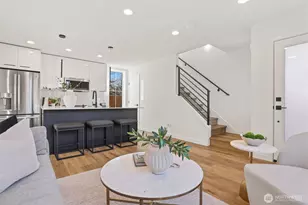 8757 Palatine Ave N, Seattle, WA 98103 - Photo 9