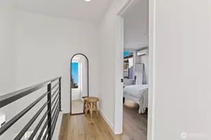 8757 Palatine Ave N, Seattle, WA 98103 - Photo 13