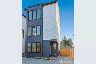 8757 Palatine Avenue N #B, Seattle, WA 98103 - Photo 1