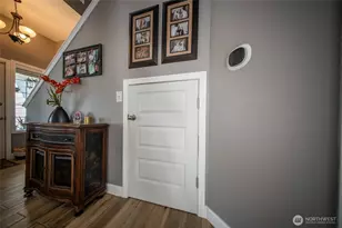 20305 123rd St Ct E, Bonney Lake, WA 98391 - Photo 9