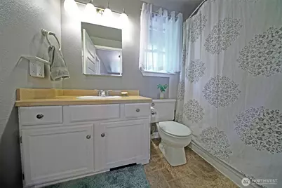 20305 123rd Street Ct E, Bonney Lake, WA 98391 - Photo 27