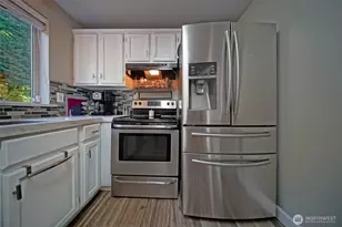 20305 123rd St Ct E, Bonney Lake, WA 98391 - Photo 11