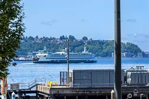 2000 Alaskan Wy, Seattle, WA 98121 - Photo 3