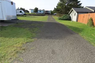 925 State Route 105, Grayland, WA 98547 - Photo 3