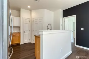 762 SE Heron Dr, College Place, WA 99324 - Photo 13