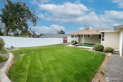 201 S 66th Avenue, Yakima, WA 98908 - Photo 25