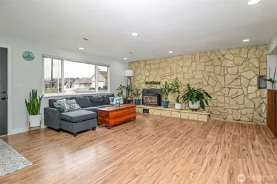 201 S 66th Avenue, Yakima, WA 98908 - Photo 3