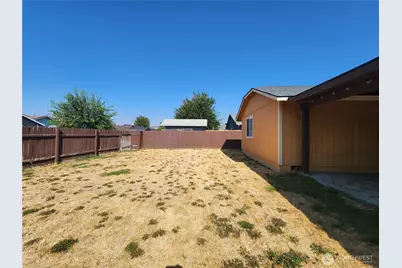 1070 S 4th Avenue, Othello, WA 99344 - Photo 15