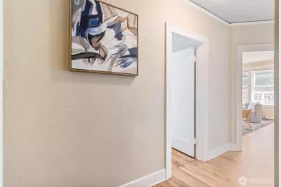 905 NE 43rd Street #111, Seattle, WA 98105 - Photo 13