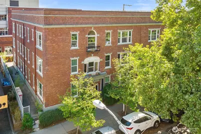 905 NE 43rd Street #111, Seattle, WA 98105 - Photo 23