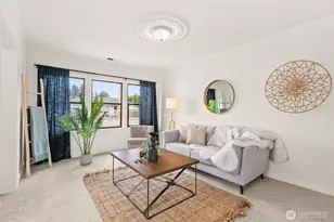 3723 W D St, Bremerton, WA 98312 - Photo 5