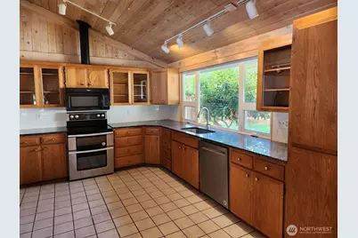 181 E Dabob Road, Shelton, WA 98584 - Photo 23