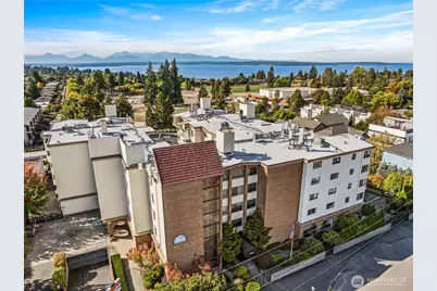 9023 Mary Avenue NW #401, Seattle, WA 98117 - Photo 3