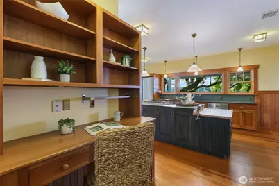 1405 NE East Bay Drive NE, Olympia, WA 98506 - Photo 13