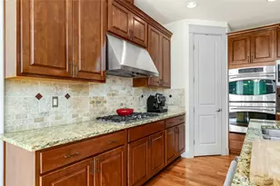 7726 Lake Alice Rd SE, Fall City, WA 98024 - Photo 9