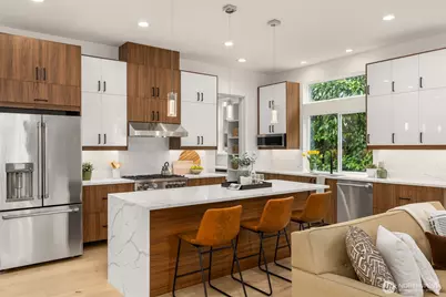 2727 50th Avenue SW, Seattle, WA 98116 - Photo 9