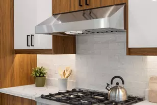 2727 50th Ave SW, Seattle, WA 98116 - Photo 13