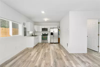 807 S 74th Street, Tacoma, WA 98408 - Photo 25