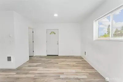 807 S 74th Street, Tacoma, WA 98408 - Photo 23