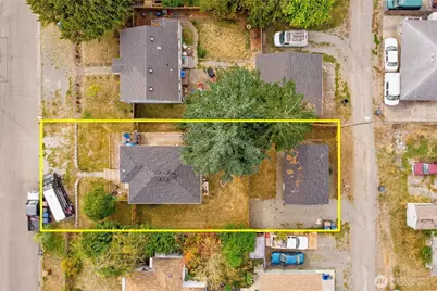 807 S 74th Street, Tacoma, WA 98408 - Photo 3