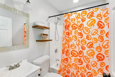 807 S 74th Street, Tacoma, WA 98408 - Photo 13