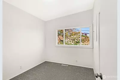 128 W Nelson Road, Moses Lake, WA 98837 - Photo 13