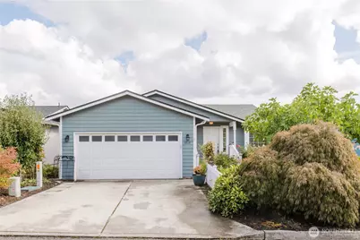 1210 Daniels Avenue, Bremerton, WA 98312 - Photo 1