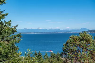 2176 Aurora Court, Oak Harbor, WA 98277 - Photo 1