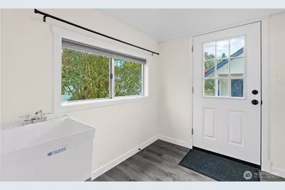 507 Center St W, Eatonville, WA 98328 - Photo 19