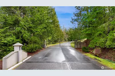 4750 Lost Creek Lane, Bellingham, WA 98229 - Photo 9