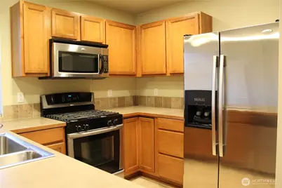 807 5th Place NE, Issaquah, WA 98029 - Photo 7