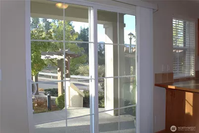 807 5th Place NE, Issaquah, WA 98029 - Photo 9