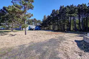 29908 H St, Ocean Park, WA 98640 - Photo 3