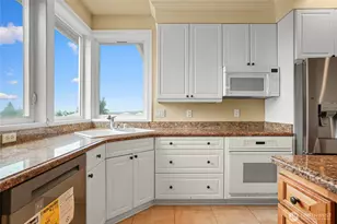 1303 1st St, Kirkland, WA 98033 - Photo 11