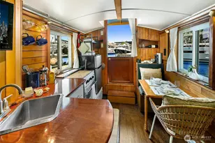 2450 Westlake Ave N, Seattle, WA 98109 - Photo 13