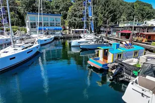 2450 Westlake Ave N, Seattle, WA 98109 - Photo 21