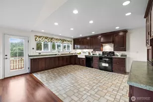 382 Discovery View Dr, Sequim, WA 98382 - Photo 11