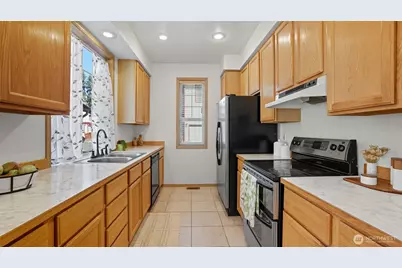 25123 Roberts Drive #313, Black Diamond, WA 98010 - Photo 15