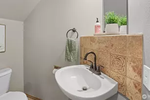 25123 Roberts Dr, Black Diamond, WA 98010 - Photo 21