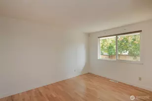 1919 Clovercrest St, Enumclaw, WA 98022 - Photo 15