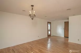 1919 Clovercrest St, Enumclaw, WA 98022 - Photo 21