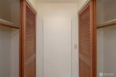 1919 Clovercrest Street, Enumclaw, WA 98022 - Photo 17