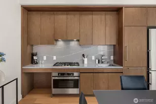 121 Stewart St, Seattle, WA 98101 - Photo 5