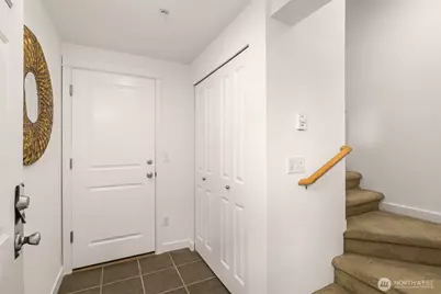 12018 31st Avenue NE, Seattle, WA 98125 - Photo 3