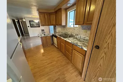 1402 22nd Street NE #27, Auburn, WA 98002 - Photo 9