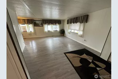 1402 22nd Street NE #27, Auburn, WA 98002 - Photo 3